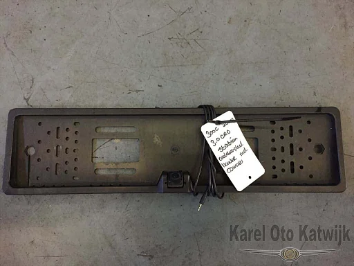 Kentekenplaat houder met camera Chrysler 300C