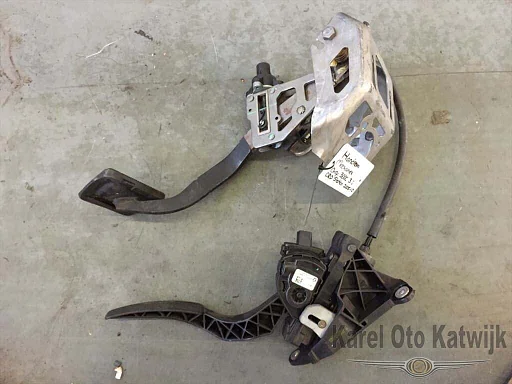 Handrem mechaniek Chrysler 300C 3.0 CRD Station