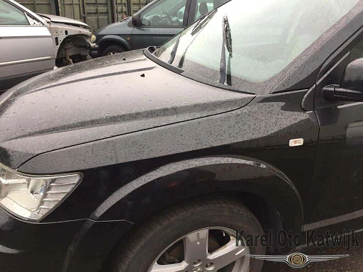 Voorscherm links Dodge Journey 2.0 CRD 2008-2012