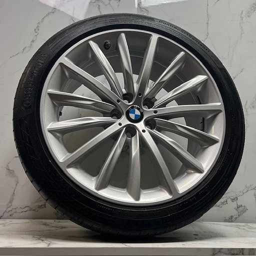 Bmw 5 8 serie G30 G31 G14 245/45/19 INCH STYLING 633 Zomerset