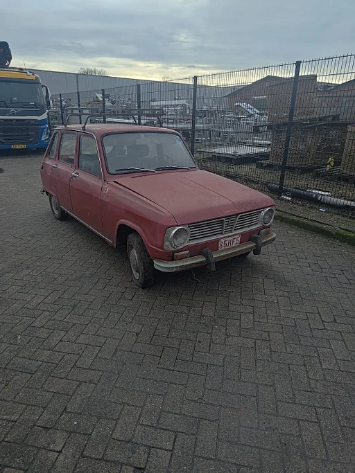Renault R6 R1180 uit 1972 voor onderdelen of restauratie