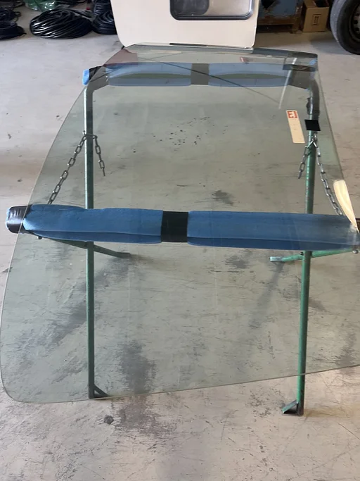 FORD FIESTA II 82 - 03/89 VOORRUIT GELAAGD GROEN MET SPIEGELVLAK