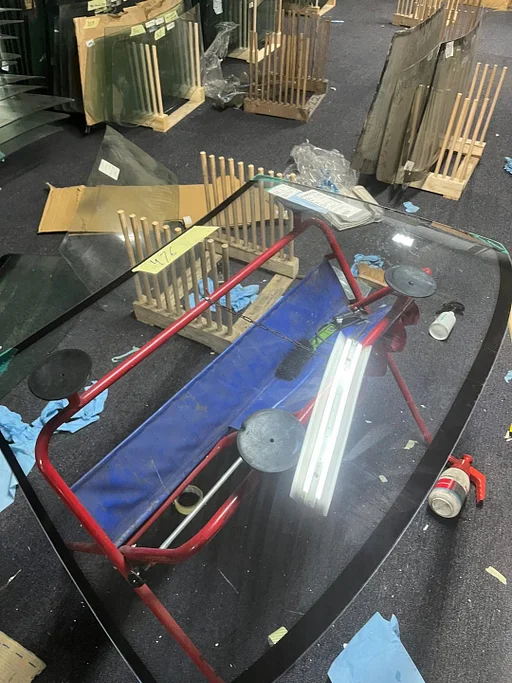 MAZDA RX-7 86 - 92 3D CPE VOORRUIT GELAAGD BLAUW