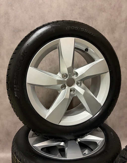 ❄️17' Volkswagen T-Cross Taigo Chesterfield winter BTW nieuw