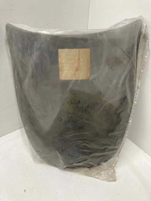 Kawasaki GPZ550 1984 - 1990 MRA windscreen windshield high touring screen NOS