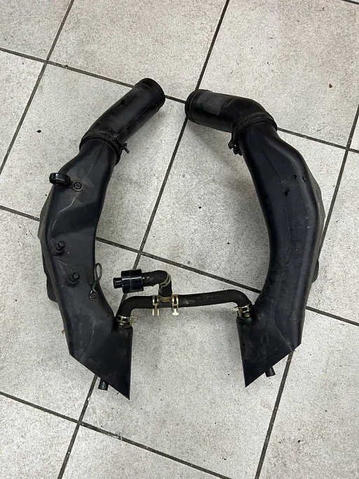 luchtinlaten voor de Kawasaki ZZR 1200 2002 - 2005 ZZR1200 inlaatbuis luchtinlaat inlaatkanaal 2024007