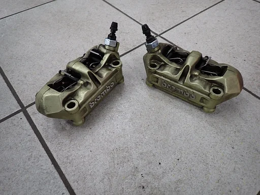 Voor remklauwen BMW S1000RR 2009 - 2011 remklauw voor voorrem remklauwen K46 S 1000 RR 2024016