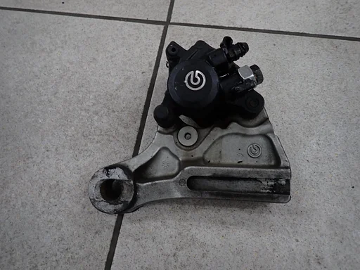 Achterremklauw Yamaha MT03 2006 - 2013 MT 03 MT-03 remklauw achter achterrem 2024021