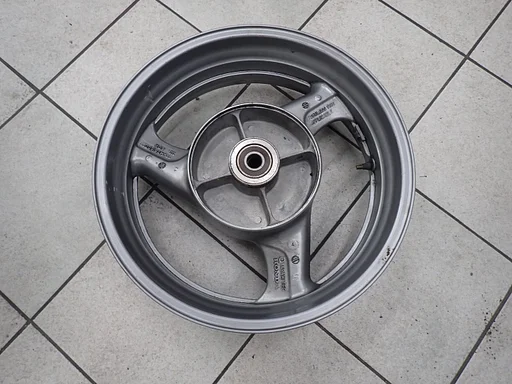 Honda CBR1100 XX 1996 - 2006 achtervelg achterwiel velg wiel Blackbird 2024018 NR1