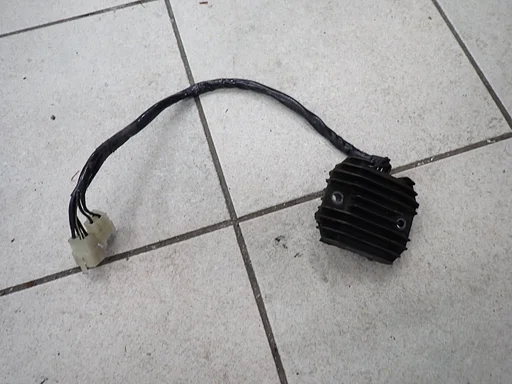 Spanningsregelaar voor de Kawasaki ZX6R 2005 2006 636cc ZX6-R ZXR 600 gelijkrichter spanningregelaar rectifier 2024026