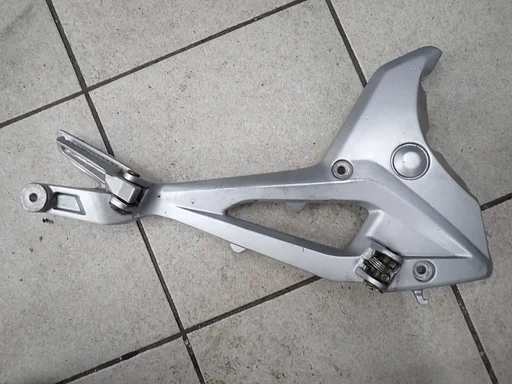 Voetsteun rechts voor de Honda NC700 X 2011 - 2015 NC 700 duosteun schetsplaat 2024029