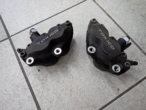 Remklauwen voor de Kawasaki ZZR 1200 2002 - 2005 ZZR1200 voorrem voorremklauwen remklauw voor 2024031