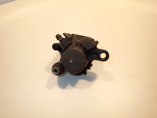 remklauw achter voor de Yamaha XJ 6 2009 - 2012 achterremklauw achterrem XJ 6 N 6N XJ6 N RJ19 Rj 19 2024003