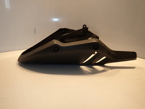 bellypan voor de Kawasaki ER6 2006 - 2008 ER-6 ER-6N ER-6F ER 6 bellypan bugspoiler bug spoiler onderkuip 2024034