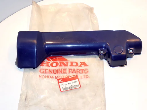 Nieuwe spatbord cover Links Honda XRV750 Africa Twin 1990 - 1997 XRV 750 spatbord cover kap voorspatbord voorvork   NOS 2024040