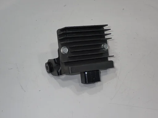 Spanningsregelaar voor de Kawasaki Ninja 650 2020 - 2021 rectifier gelijkrichter spanningregelaar 2024027