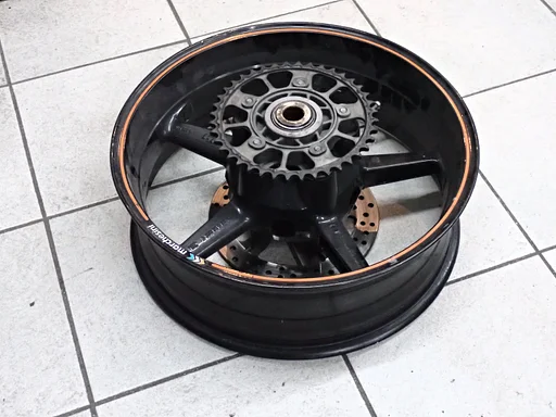 Jante arrière KTM Superduke 990 2007–2011 roue arrière