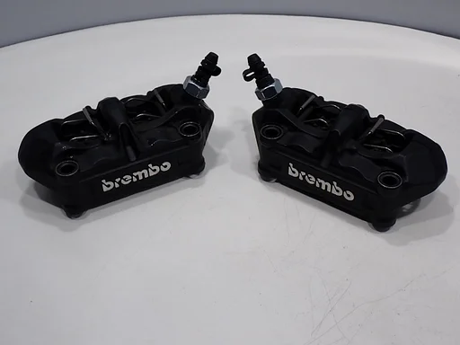 Étriers de frein avant KTM Superduke 990 2007–2011 Brembo radiaux 100 mm