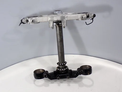 T-stuk en kroonplaat voor de Honda CBR 1100 xx 1997 - 2006 cbr1100 blackbird kroonstuk balhoofd 2024027