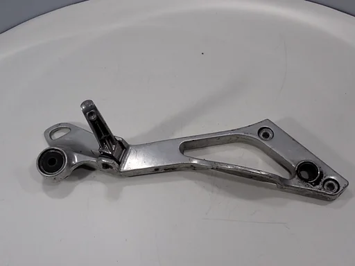 duo voetsteun rechts voor de Yamaha TDM 850 1991 - 1995 3VD rechter rechtse duosteun duovoetsteun 2024027