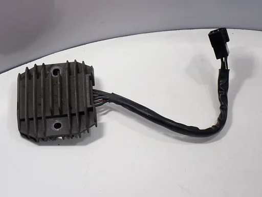 Kawasaki ZX6R 1998 - 1999 voltage regulator rectifier ZX-6R ZX6-R ZXR 600