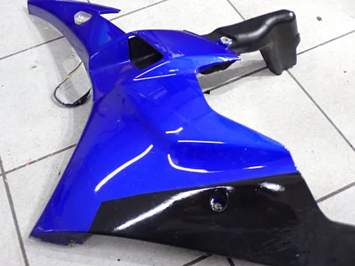 Zijkuip links voor de Yamaha YZF-R6 2006 2007 RJ11 YZF R6 linker linkse zijkap zij kuipdeel zijkuipdeel kuip rj11 rj15 2024047