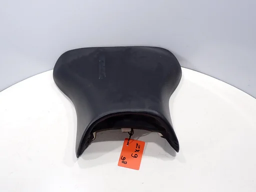 Zadel voor de Kawasaki ZX-9R 1998 - 1999 ZX-9R ZX9-R ZX9R ZXR 900 seat zitje bestuurderszadel 2024048