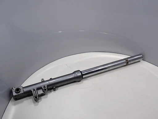 Voorpoot links voor de Kawasaki ZZR 600 1993 - 2002 linker linkse voorvork poot vorkbeen vorkpoot ZZR 600 NR1 2024048