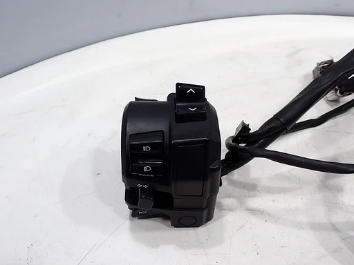Linker Lenkschalter für die Yamaha MT 09 Tracer 2015 – 2017 – MT09 MT-09 900, 2025005