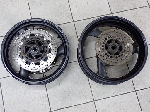 Felgen satz für die Yamaha YZF 1000 R 1996 - 2001 Thunderace YZF1000R, Vorder- und Hinterradfelgen 2025006