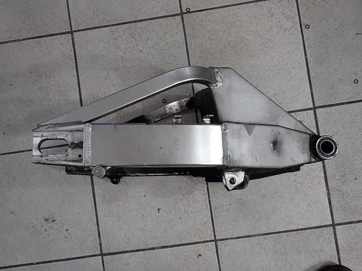 Hinterbrücke für die Suzuki GSXR 750 SRAD 1996 - 2000 GSX-R, Hinterbrücke / Schwingarm 2025007