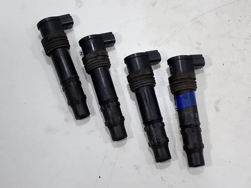 Coils for the Suzuki GSX‑R 750 SRAD 1998–2000 GSX‑R, coil, spark plug cap 2025007