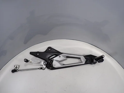 Linke Fußraste für Kawasaki Z800 2012 - 2016 Z 800 Linke Raste mit Halteplatte und Schalthebel 2025015