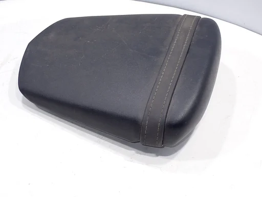 Passenger seat Yamaha R6 2003 - 2004 - 2005 RJ05 RJ09 No. 1