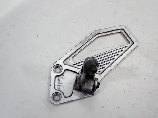 Kawasaki GPX 750 1986 - 1990 voetsteun met schetsplaat links GPX750R voetsteun links voetplaat step GPX 750 R GPX750 Ninja