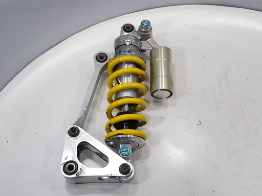 Yamaha YZF-R1 RN01 RN04 1998 - 2001 lower triple clamp steering stem R1 RN01 RN04