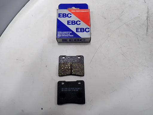 EBC F102 Bremsbeläge für Suzuki RG250 und GSX-R400 1984–1988 – NOS – Bremsbelagsatz