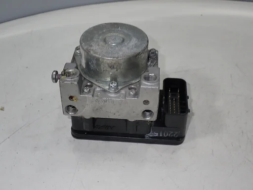 Triumph Tiger 800 2010 - 2014 pompa ABS modulatore ABS Tiger800 impianto frenante