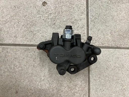 Remklauw rechts voor Kawasaki KLE 650 Versys 2007 - 2009 KLE650 rechter remklauw