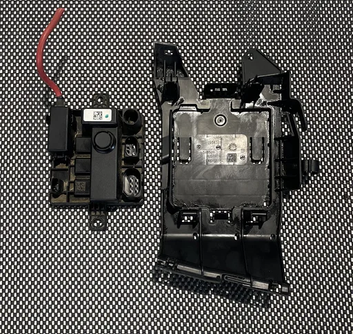 BMW F31 VOEDINGSMODULE 614585