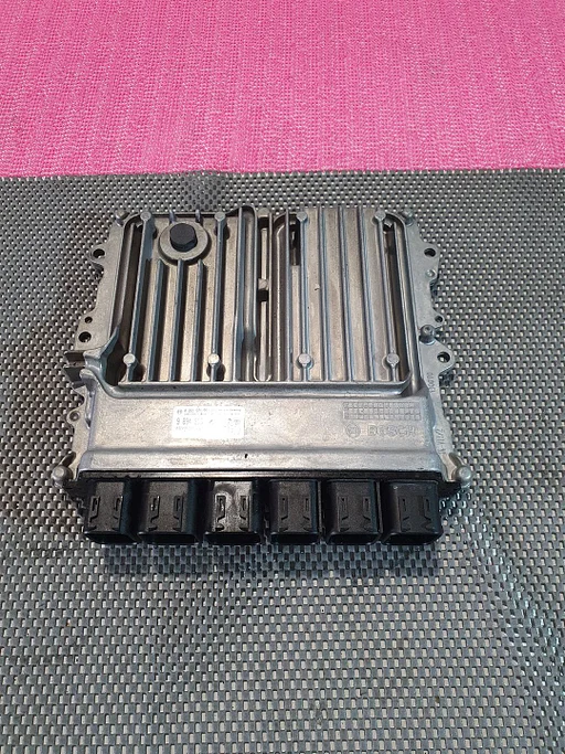 Bmw f20 inspuitcomputer m140i artikel nr 9894913