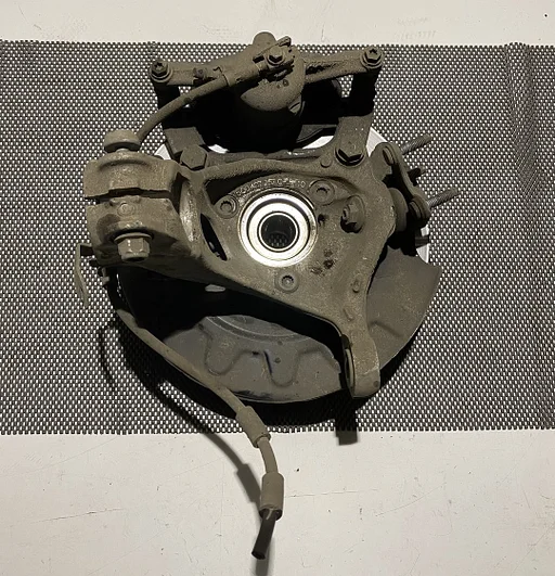 AUDI Q2 FUSEE LINKS VOOR 5Q0407257