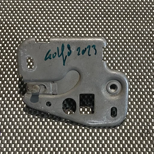 VW GOLF VIII VANGHAAK MOTORKAP LINKS 5H0823185C