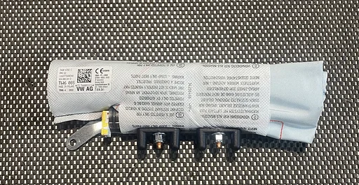 AUDI Q2 STOEL AIRBAG LINKS 81A880241D