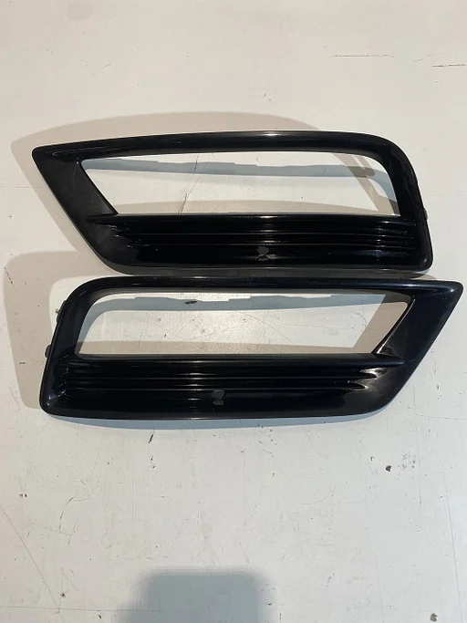 VW GOLF VII AFDEKKAPPEN MISTLAMPEN L&R