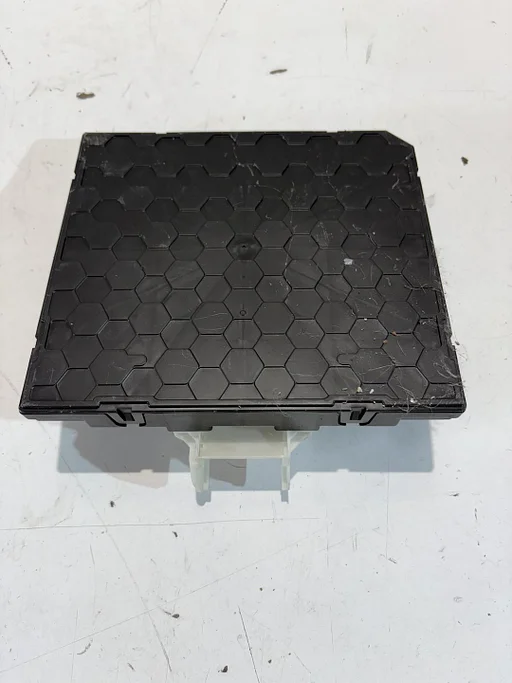 AUDI A3 BODY CONTROL MODULE 5WA937086F