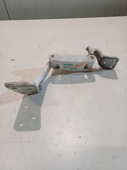 vito achterdeur rechts scharnier artkelnr a6397402237