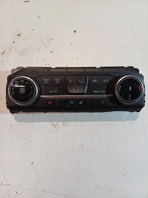 kachel bedienspaneel ford fiesta bj 2023 m1bt-18c612-hd