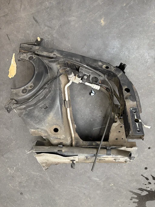 BMW F20 SNIJDEEL CHASSISBALK LINKS