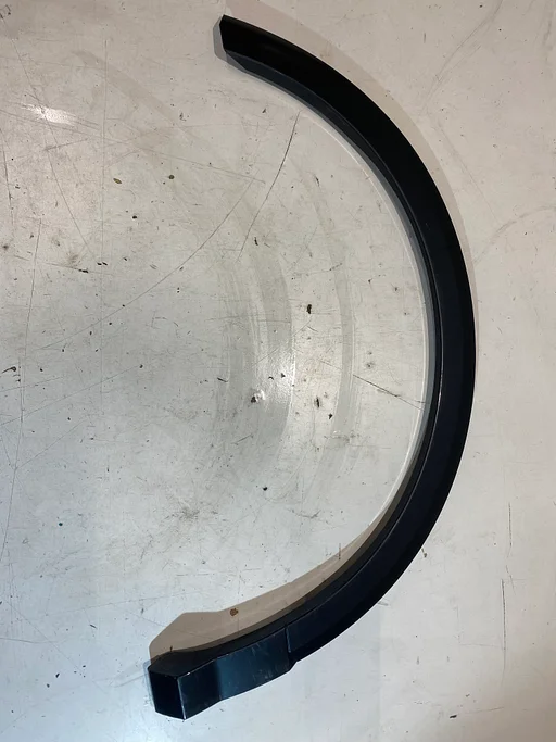 AUDI Q2 SPATBORD VERBREDER RECHTS 81A853818A